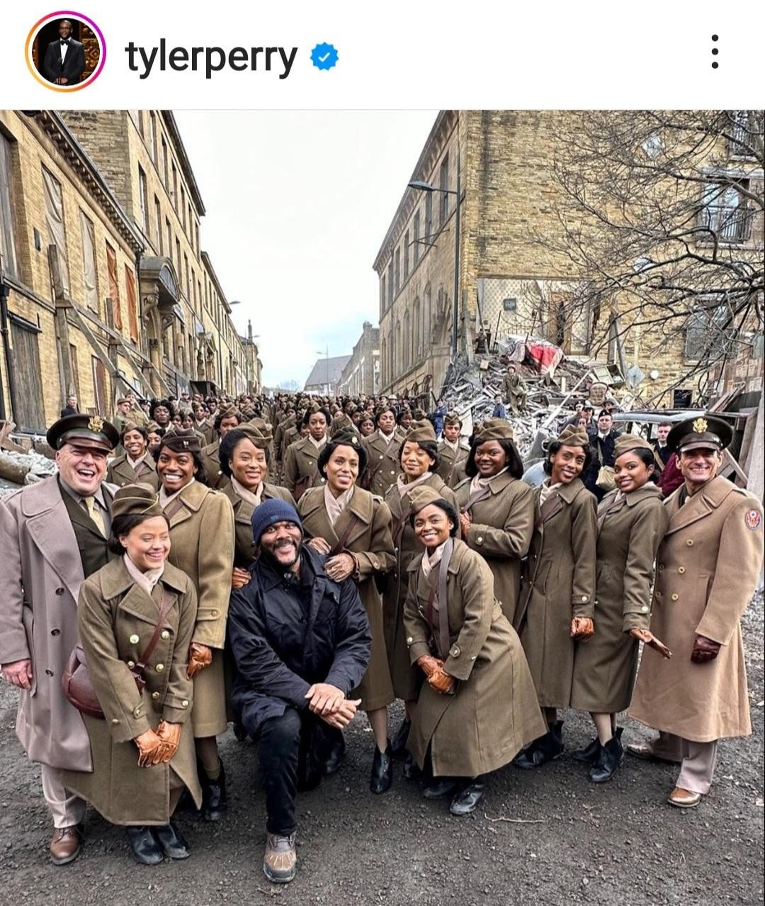 Crowd — The Six Triple Eight (Netflix), WWII period costume on location